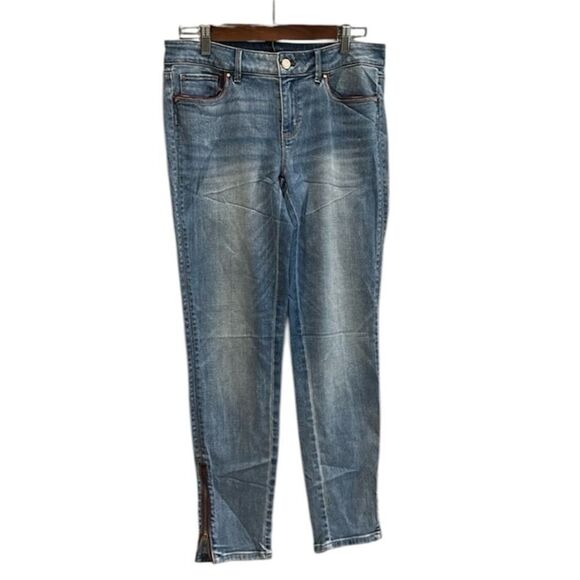 White House Black Market 6 Skimmer Burgundy Maroon Trim Denim Jeans Ankle Zip​​ - Picture 1 of 10